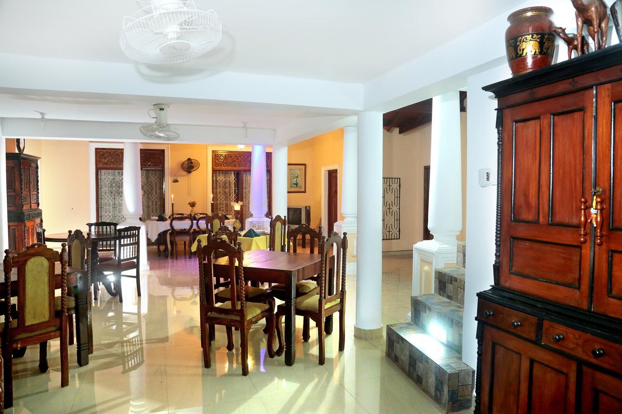 Villa Ceylon Negombo Exterior photo